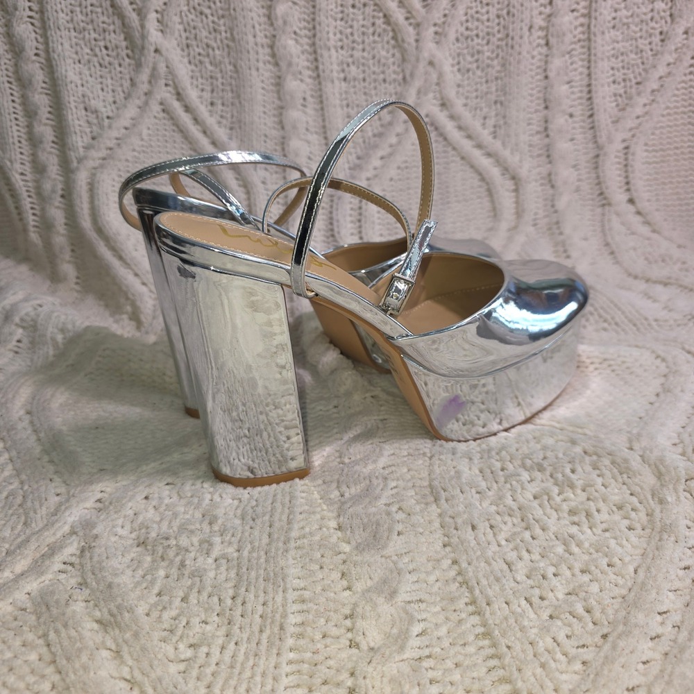 Lulus Platform Heels‎ Silver Metallic Ankle Strap Pumps Womens 8.5 Excellent - Picture 3 of 8